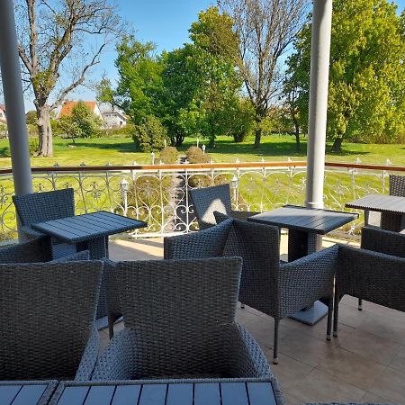 Rosenberg Kuria Bed & Breakfast Taplanszentkereszt Luaran gambar